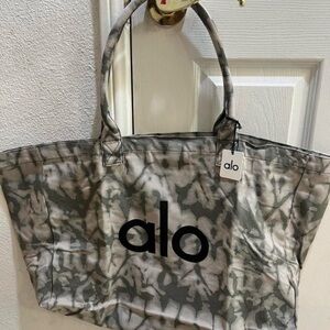ALO Yoga Camouflage Gray Tote Bag